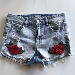 American Eagle Embroidered Rose Patch Shorts